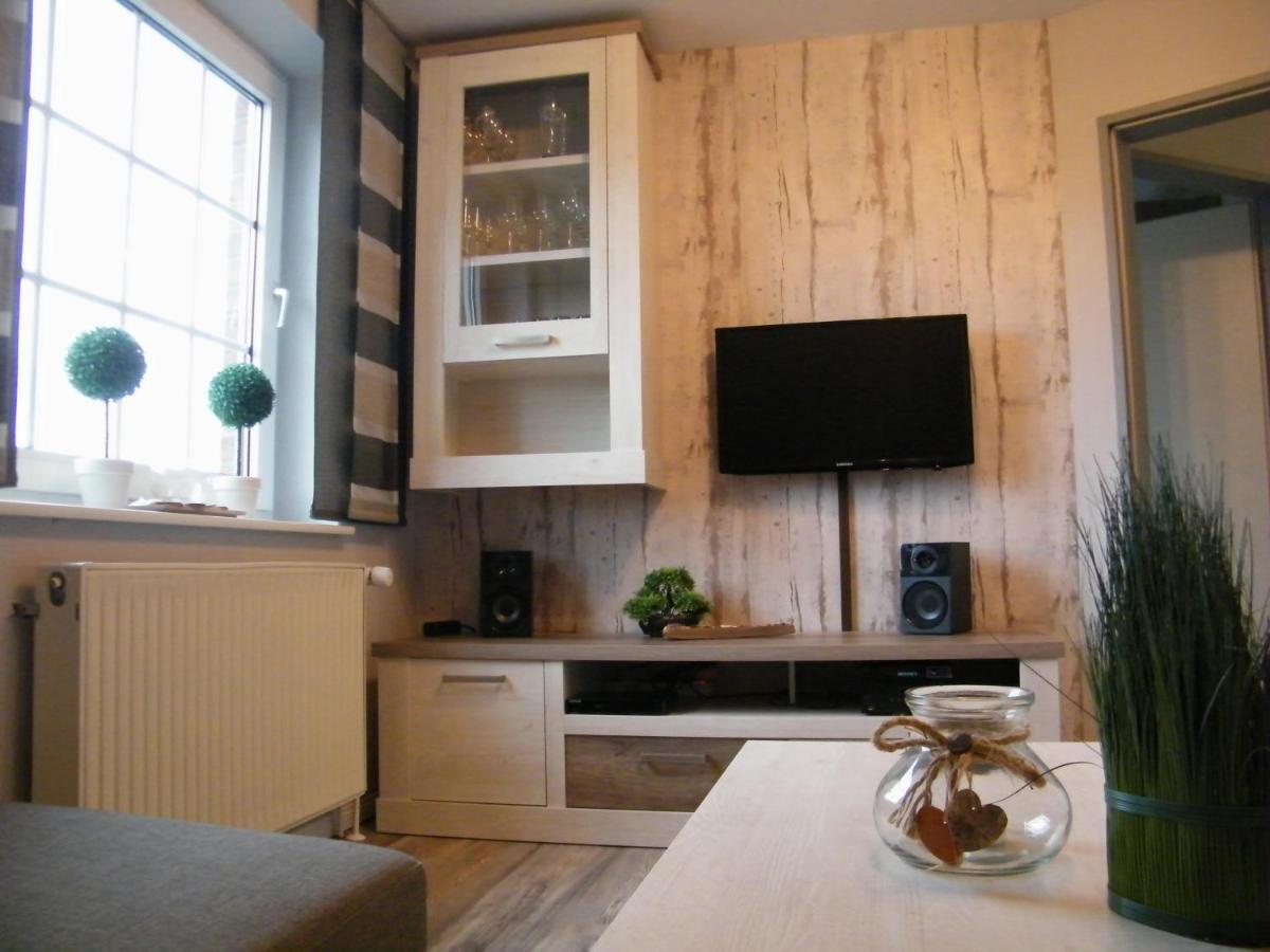 Gastehaus " Schone Aussicht " Apartment Neuharlingersiel Ngoại thất bức ảnh