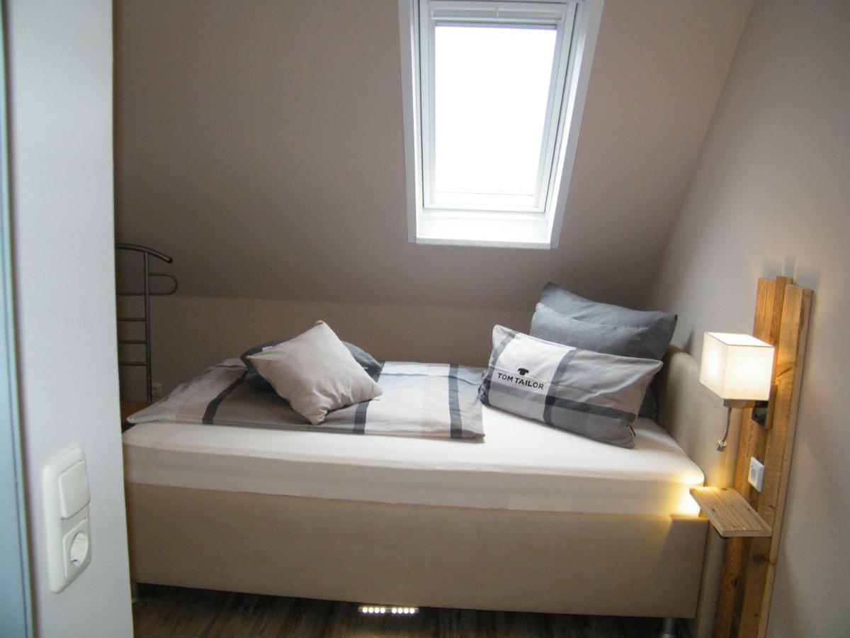 Gastehaus " Schone Aussicht " Apartment Neuharlingersiel Ngoại thất bức ảnh