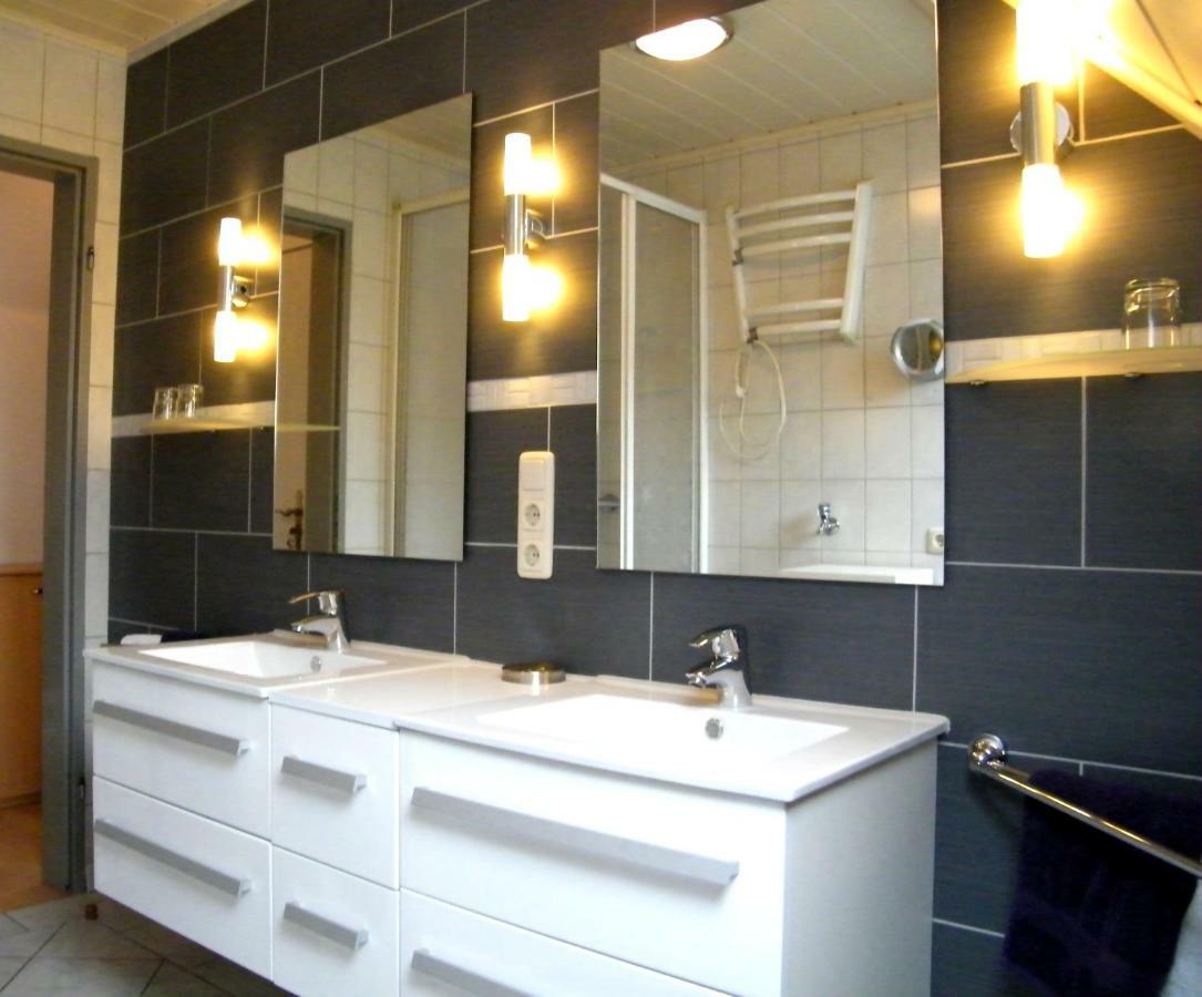 Gastehaus " Schone Aussicht " Apartment Neuharlingersiel Ngoại thất bức ảnh